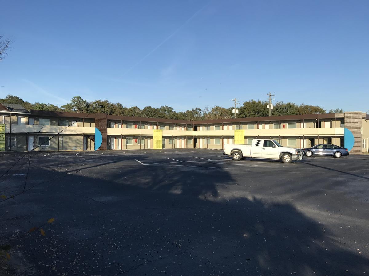 Oasis Inn Beaufort Exterior photo